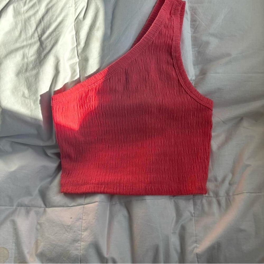 One-Shoulder Crop Top